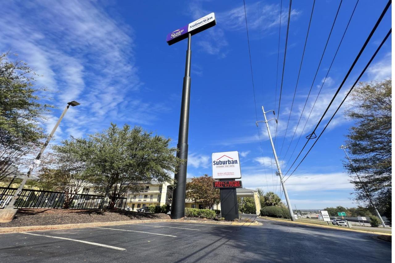 Suburban Studios Augusta Luaran gambar
