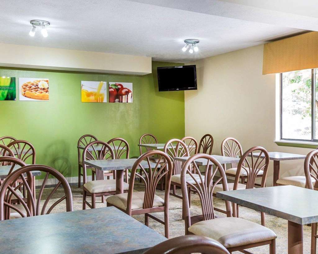 Suburban Studios Augusta Restoran gambar